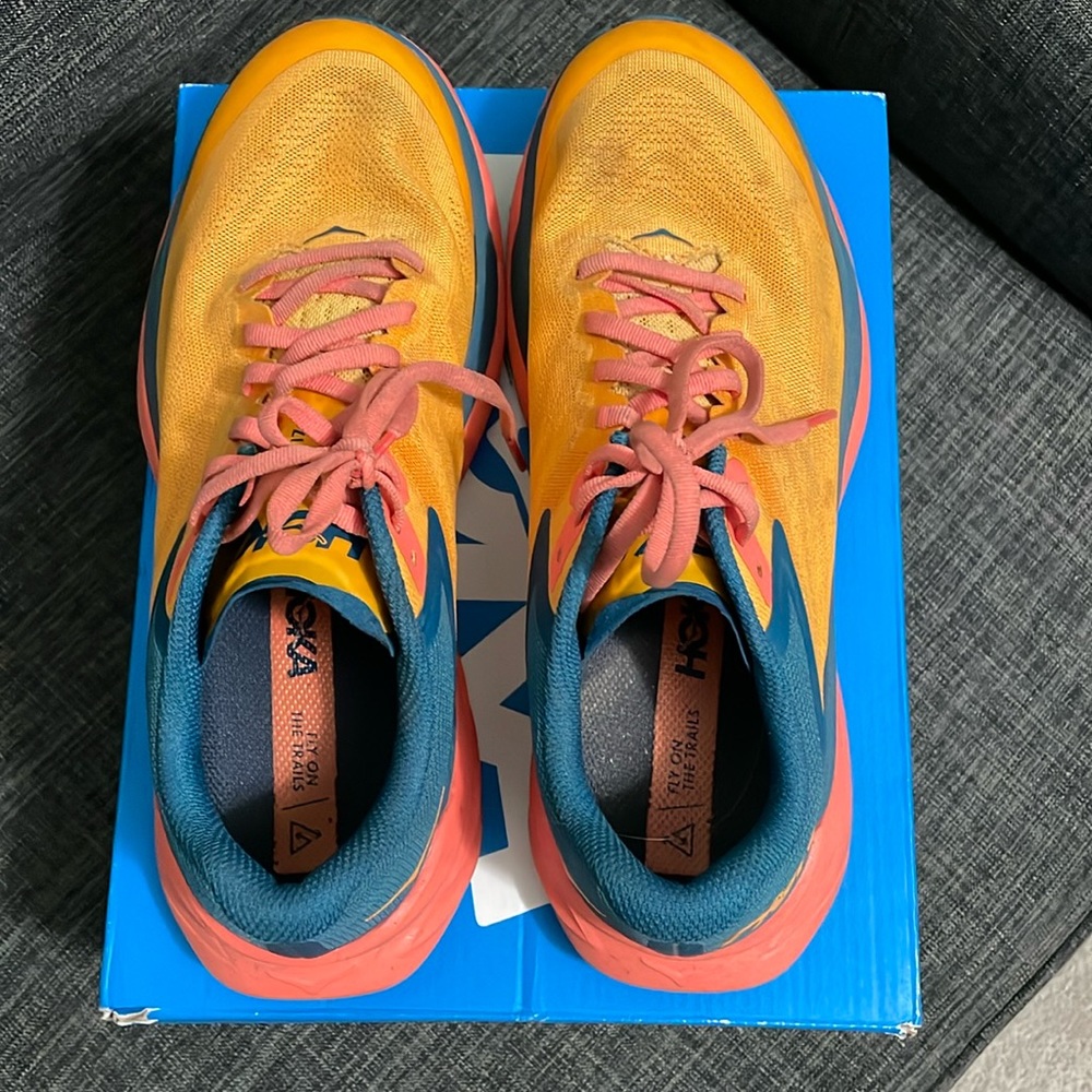 HOKA One One Women’s Zinal Running Shoes in Size 9